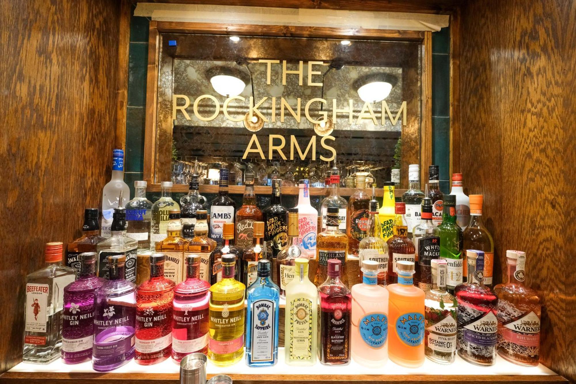 Rockingham Arms By Greene King Inns Wentworth  エクステリア 写真