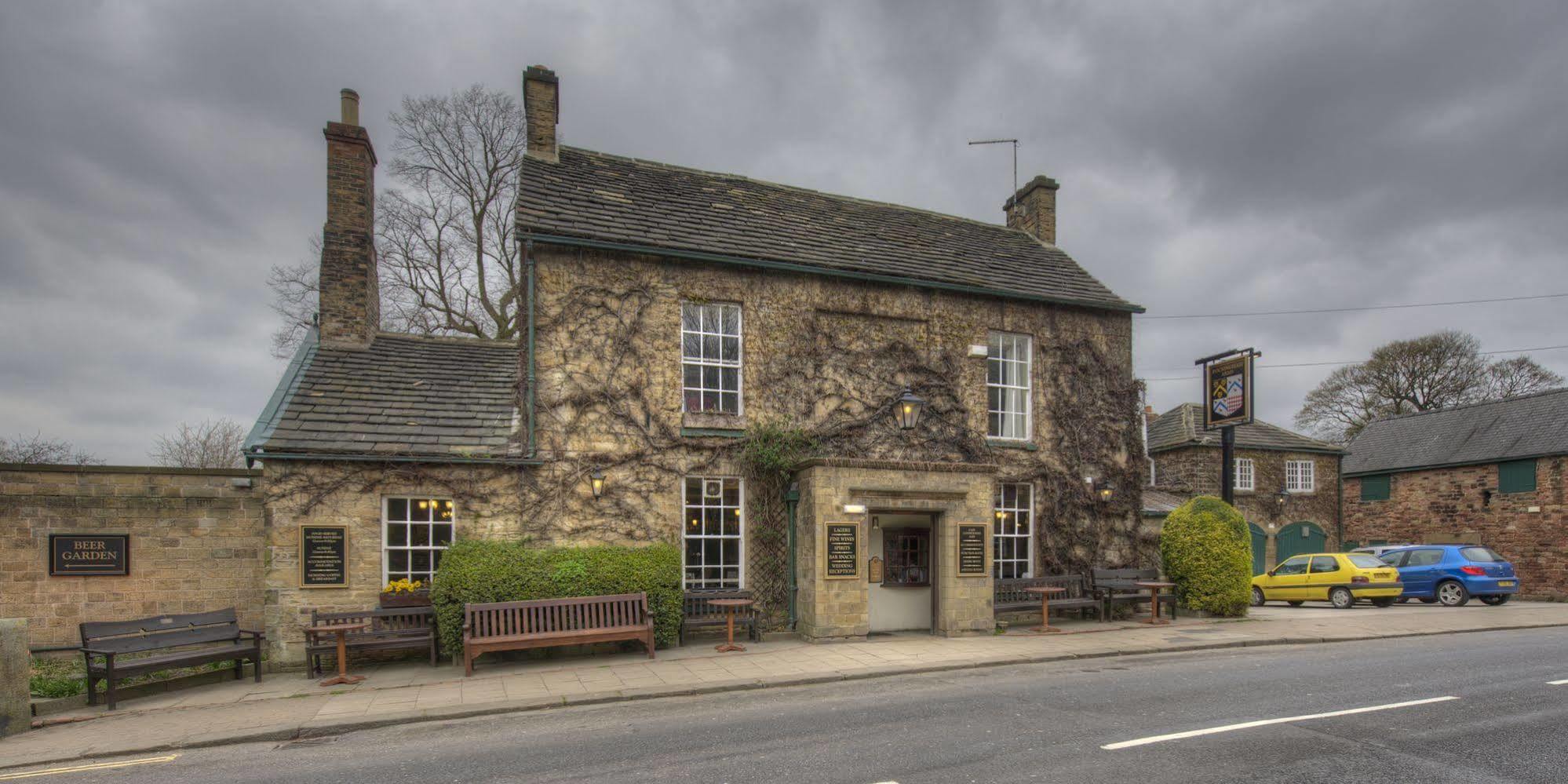Rockingham Arms By Greene King Inns Wentworth  エクステリア 写真